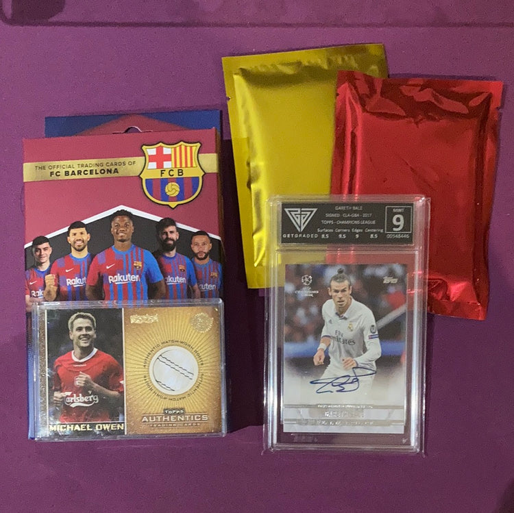 Football Card Mystery Box (Large) guaranteed signed football card
